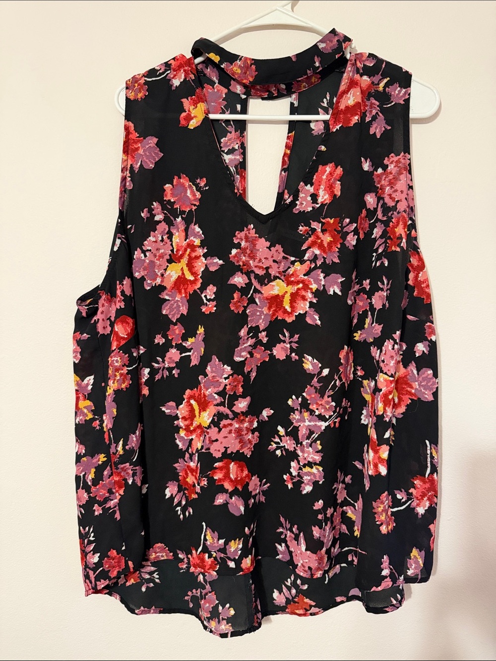 Truth NYC Black Cold-Shoulder Floral Blouse with Pink & Red Blooms